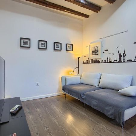 Charming Sol Attic Lejlighed Madrid Eksteriør billede